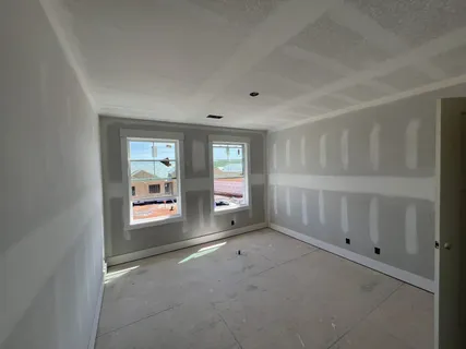 $324,400 | 331 Cardinal Crk Drive, Clarksville, TN 37040