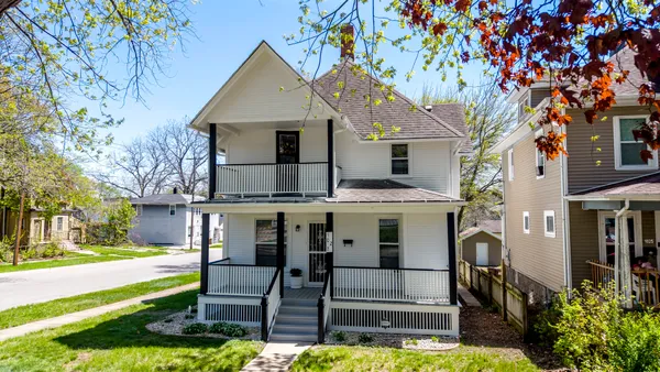 $179,900 | 1027 Grant Avenue, Rockford, IL 61103