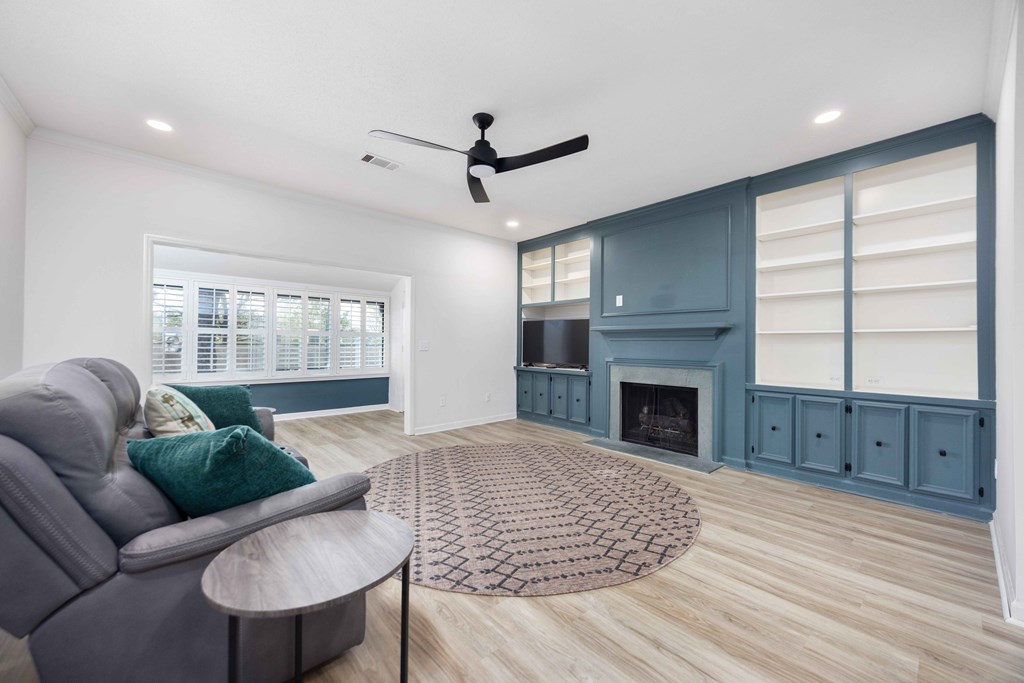 6500 Standing Boy Road, Unit 24 Columbus, GA 31904 - Photo 2 of 23 a living room with furniture and a fireplace