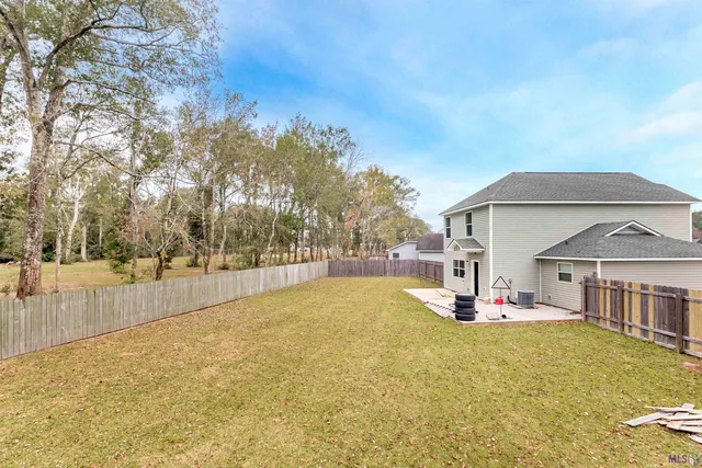 $250,000 | 39163 Prairie S Drive, Gonzales, LA 70737