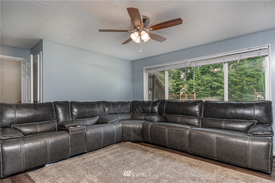 260 Valley Road Oak Harbor, WA 98277 - Photo 14 of 25 Gallery Image 14