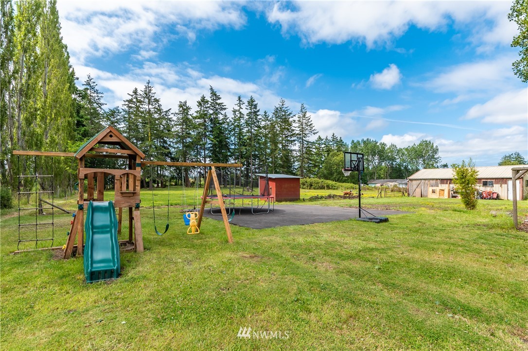 260 Valley Road Oak Harbor, WA 98277 - Photo 18 of 25 Gallery Image 18