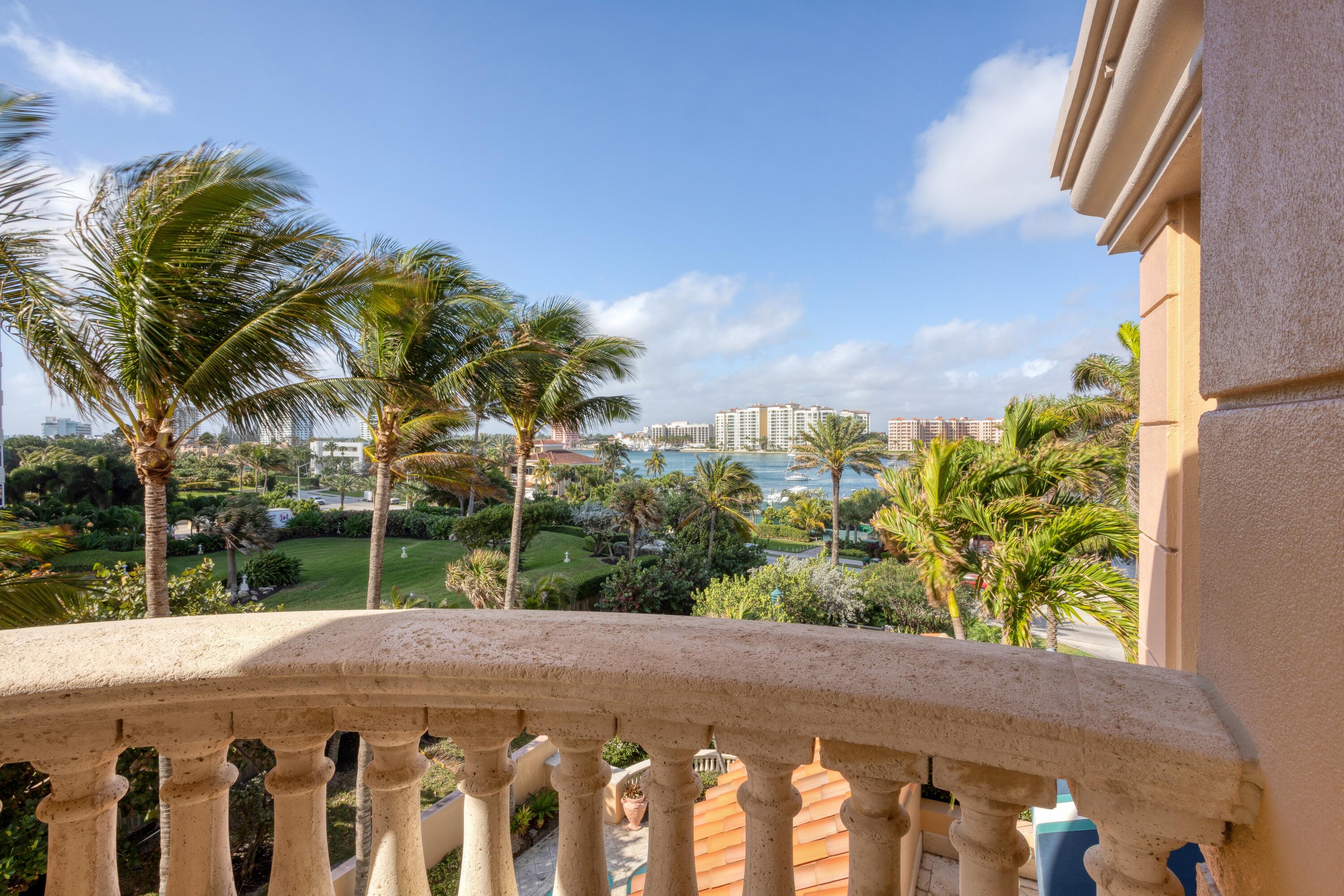 400 South Ocean Boulevard, Unit R17 Boca Raton, FL 33432 - Photo 17 of 32 BALCONY VIEW