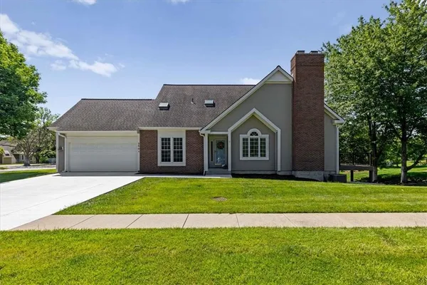 $449,990 | 2501 West 137th Place, Leawood, KS 66224