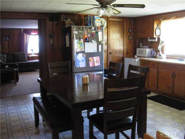 518 Hawkins Road Selma, NC 27576 - Photo 4 of 21 Gallery Image 4