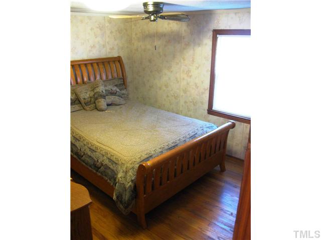 518 Hawkins Road Selma, NC 27576 - Photo 6 of 21 Gallery Image 6