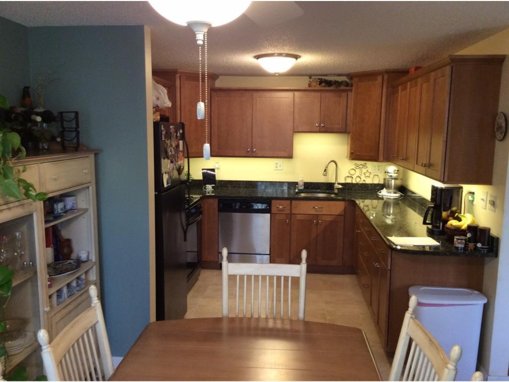 97 Indian Rock Road, Unit 97 Merrimack, NH 03054 - Photo 6 of 21