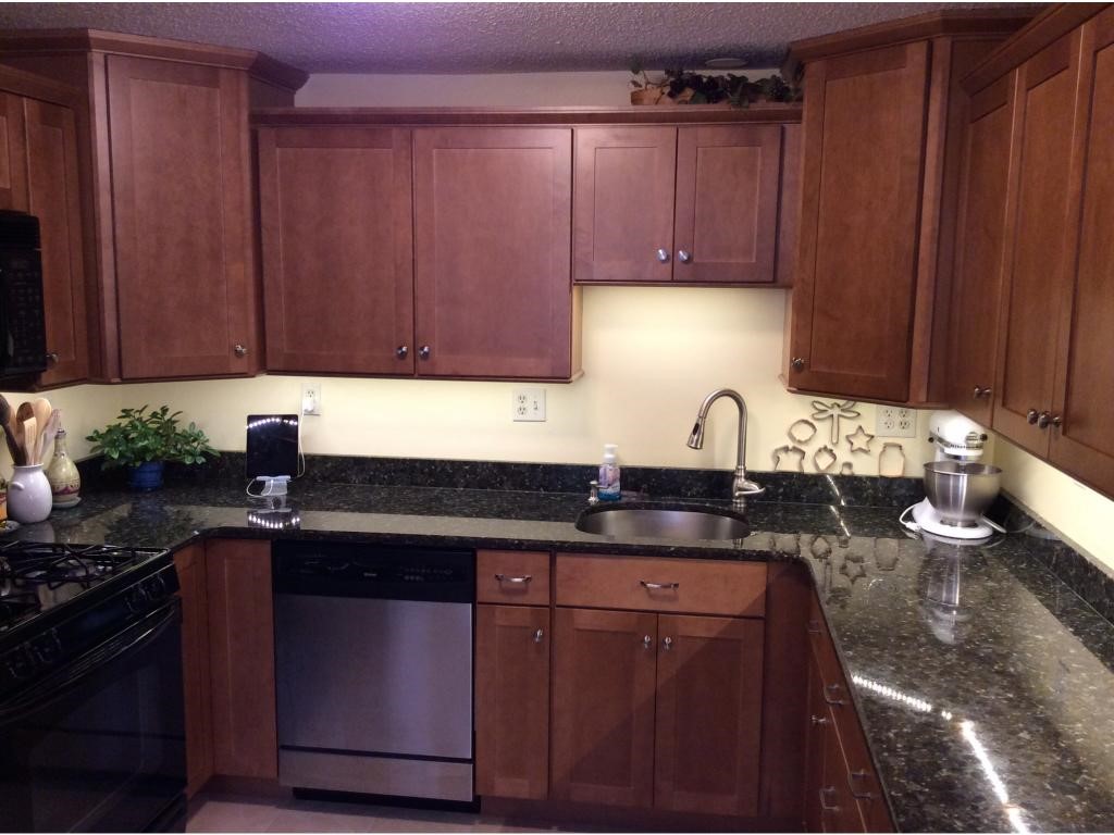97 Indian Rock Road, Unit 97 Merrimack, NH 03054 - Photo 7 of 21