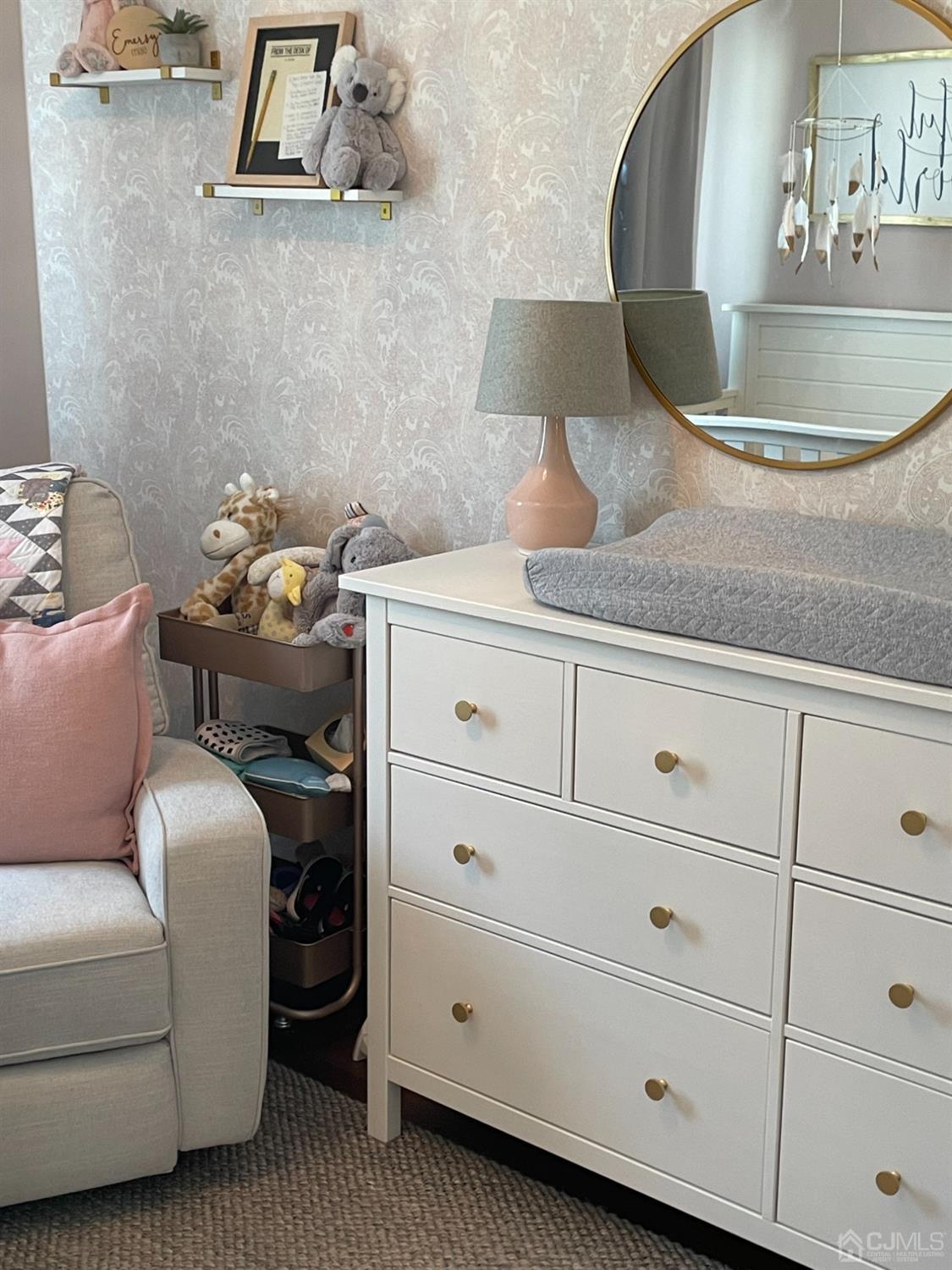 22 Cambridge Road Kendall Park, NJ 08824 - Photo 16 of 28 Gallery Image 16