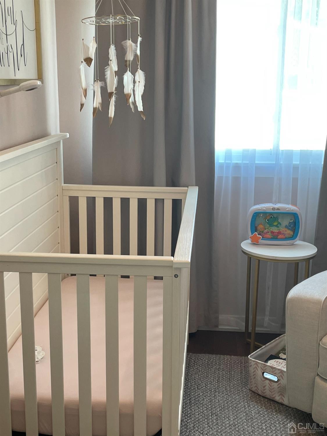 22 Cambridge Road Kendall Park, NJ 08824 - Photo 17 of 28 Gallery Image 17