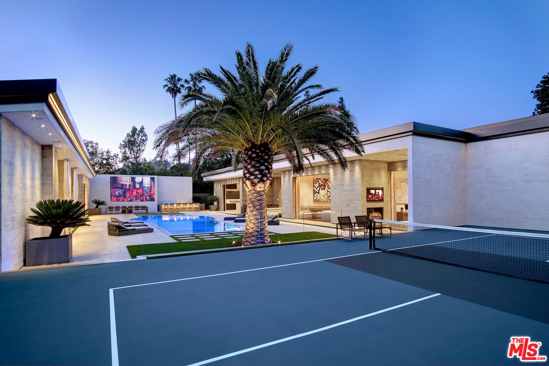 145 North Mapleton Drive Los Angeles, CA 90077 - Photo 6 of 10