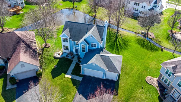 $3,700 | 512 Normandy Lane, Barrington, IL 60010