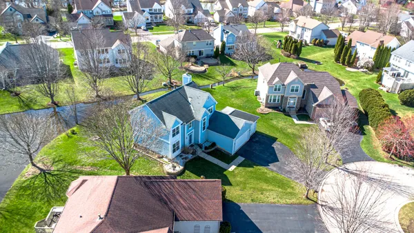 $3,700 | 512 Normandy Lane, Barrington, IL 60010