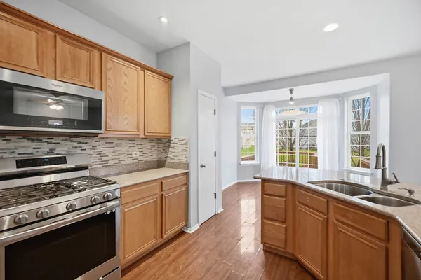 $3,700 | 512 Normandy Lane, Barrington, IL 60010