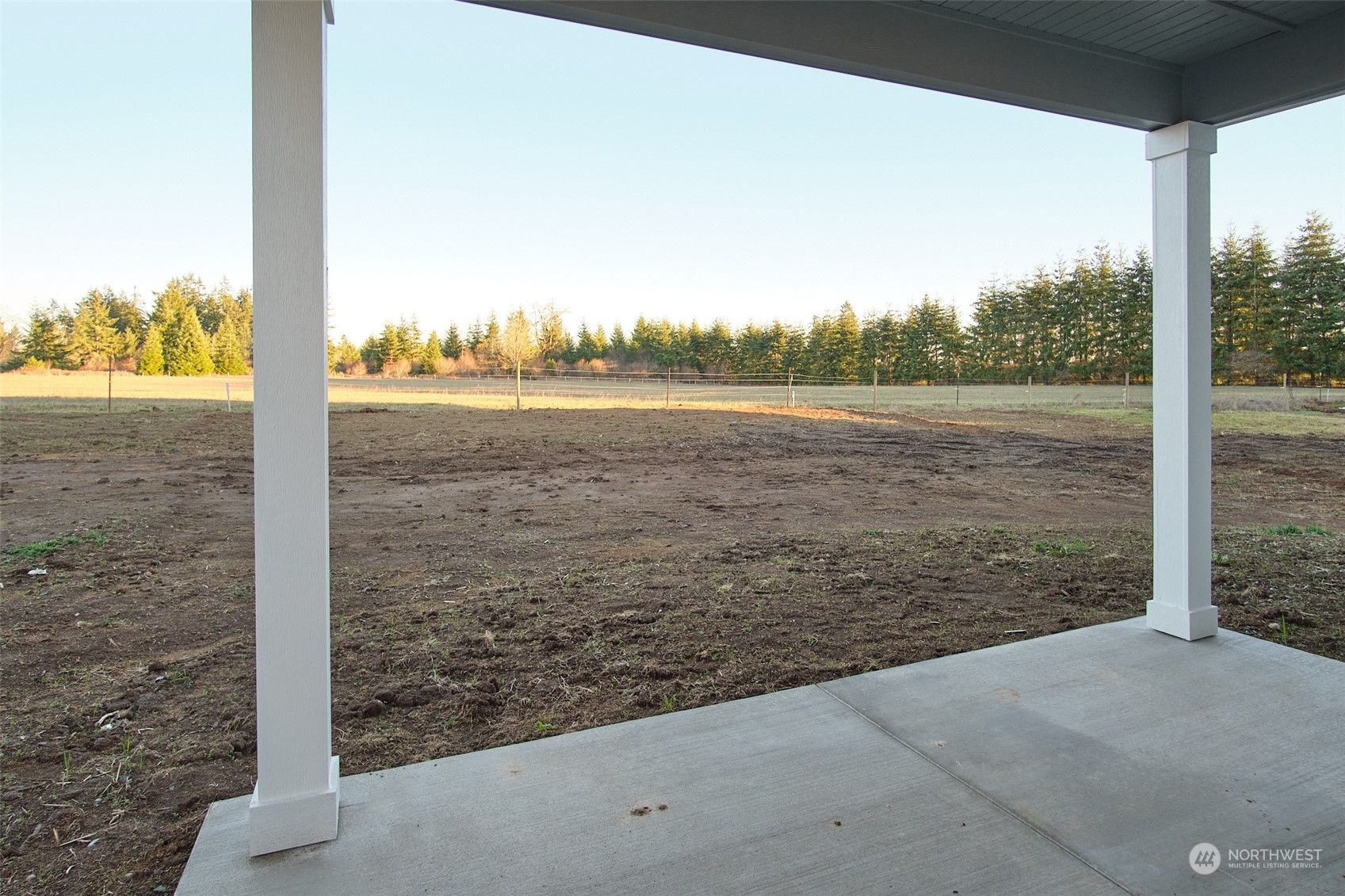 708 Cardinal Avenue Winlock, WA 98596 - Photo 28 of 28 a view of a lake