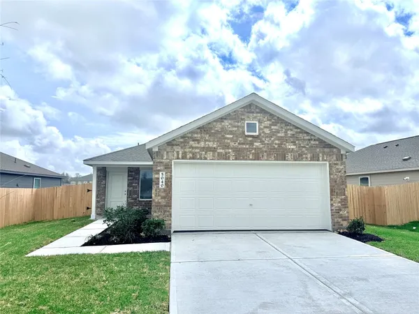 $194,990 | 5040 Freedom Lane, Bay City, TX 77414