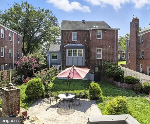 $1,199,000 | 8509 Flower Avenue, Takoma Park, MD 20912