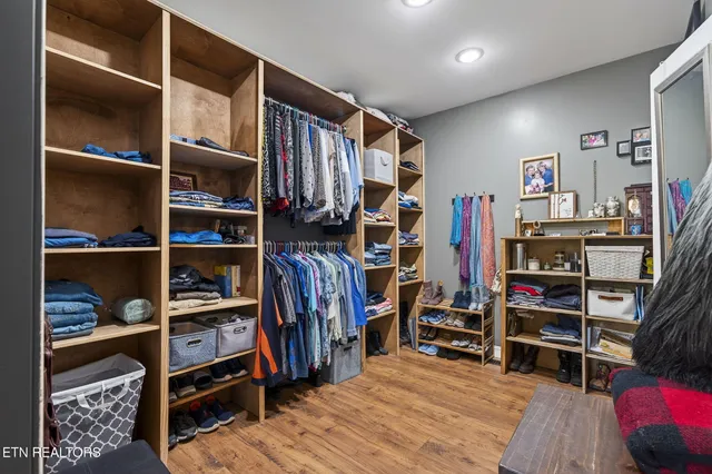 $565,000 | 399 Georgee Road, Jamestown, TN 38556