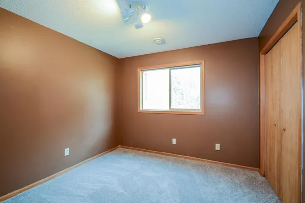 $259,000 | 1909 Lachman Avenue Northeast, St. Michael, MN 55376