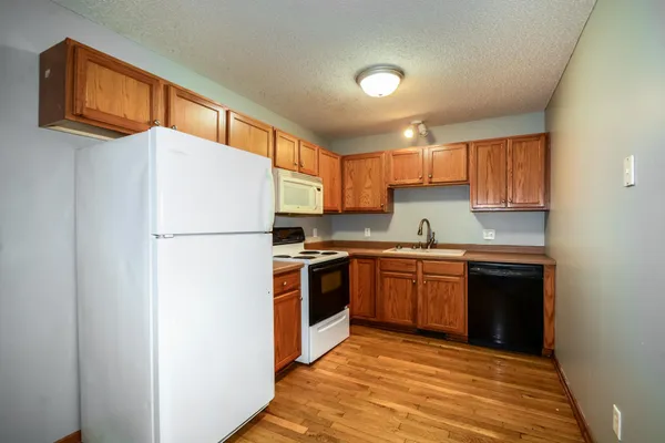 $259,000 | 1909 Lachman Avenue Northeast, St. Michael, MN 55376