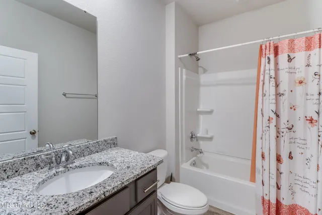 $299,000 | 5625 Overland Drive, Biloxi, MS 39532