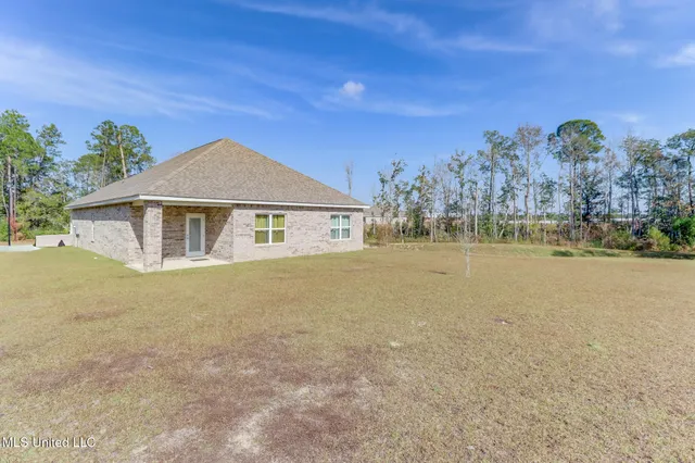 $299,000 | 5625 Overland Drive, Biloxi, MS 39532