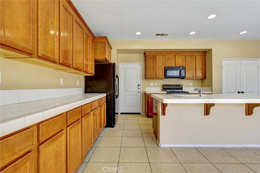 5750 Kingsbury Road Palmdale, CA 93552 - Photo 10 of 40