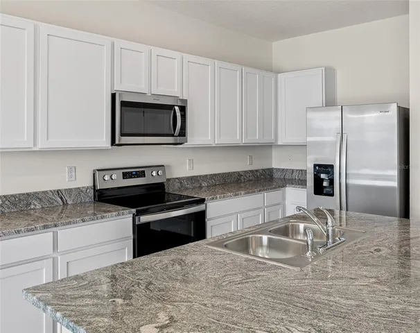 $2,200 | 3503 Marigold Patch Court, Plant City, FL 33565