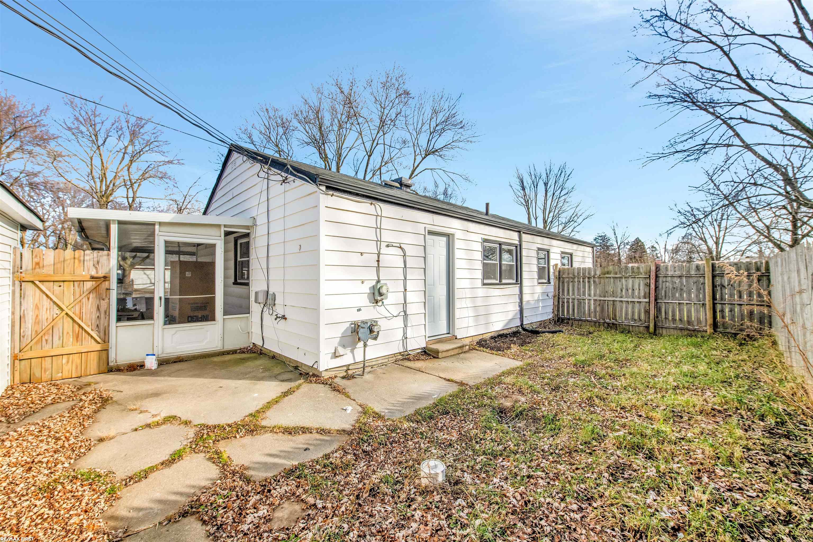 21082 Melborn Street Clinton, MI 48036 - Photo 19 of 25
