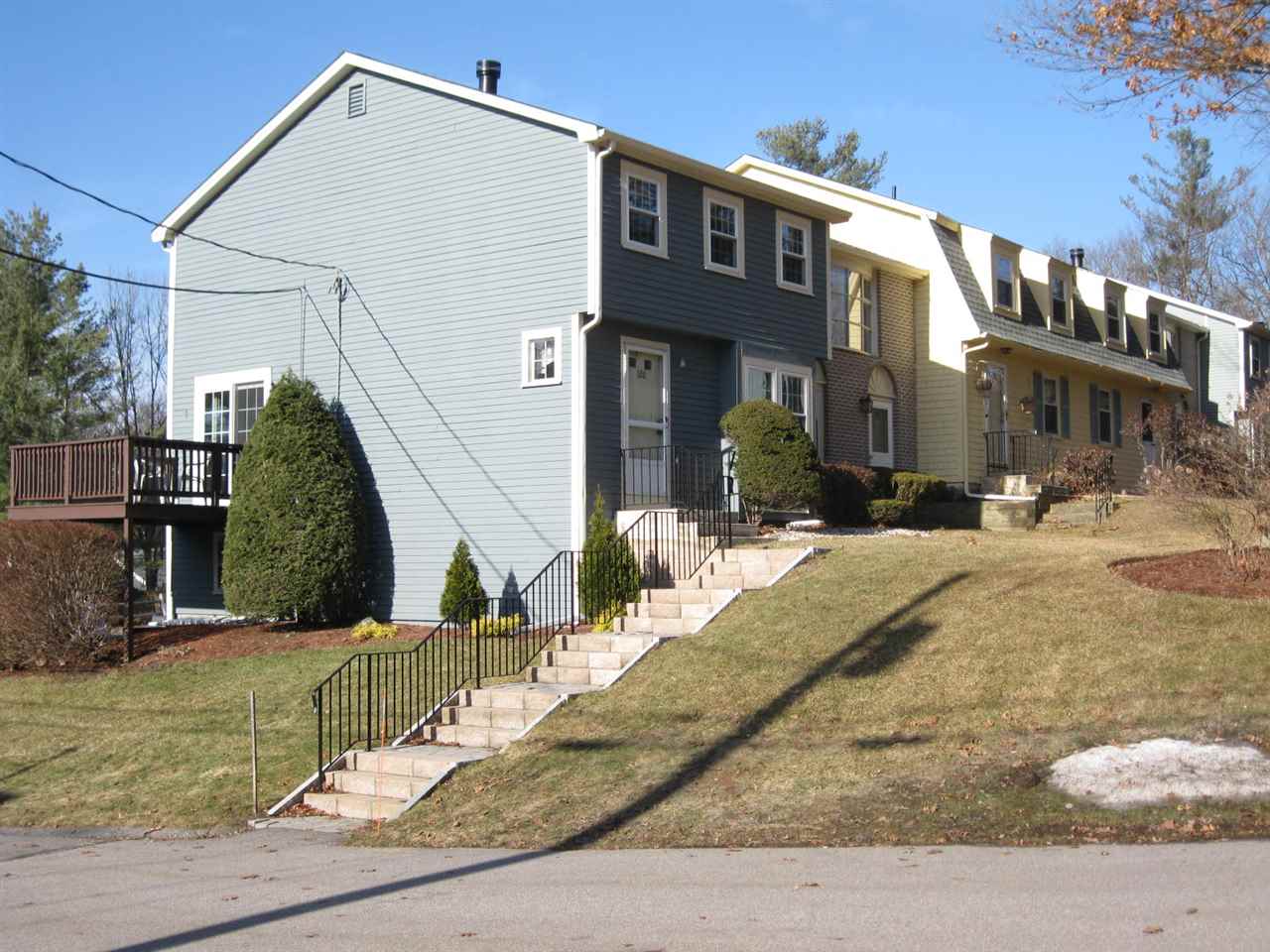 120 Cannongate III Road Nashua, NH 03063 - Photo 2 of 37 Gallery Image 2