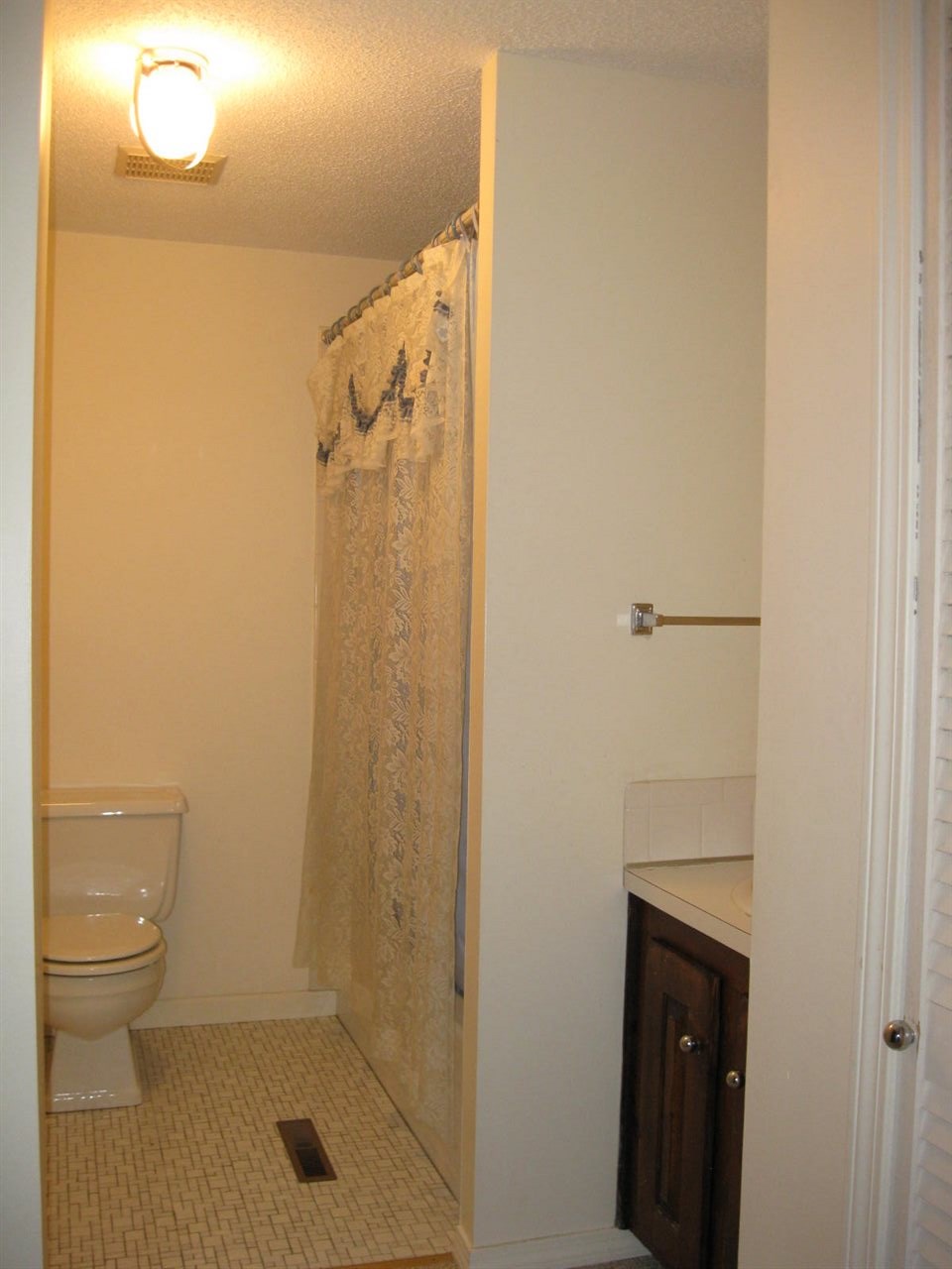 120 Cannongate III Road Nashua, NH 03063 - Photo 22 of 37 Gallery Image 22
