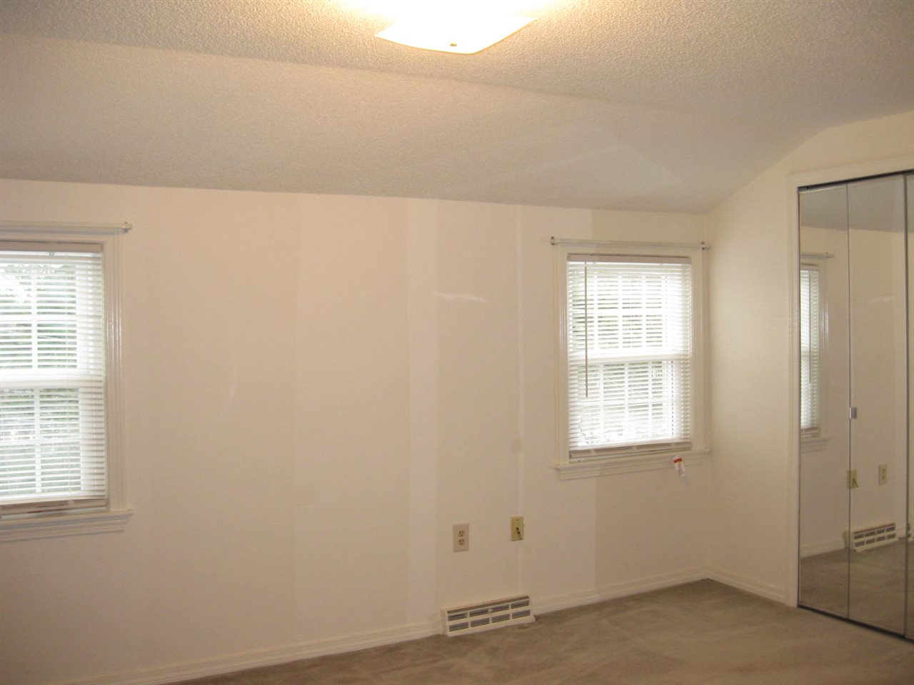 120 Cannongate III Road Nashua, NH 03063 - Photo 26 of 37 Gallery Image 26