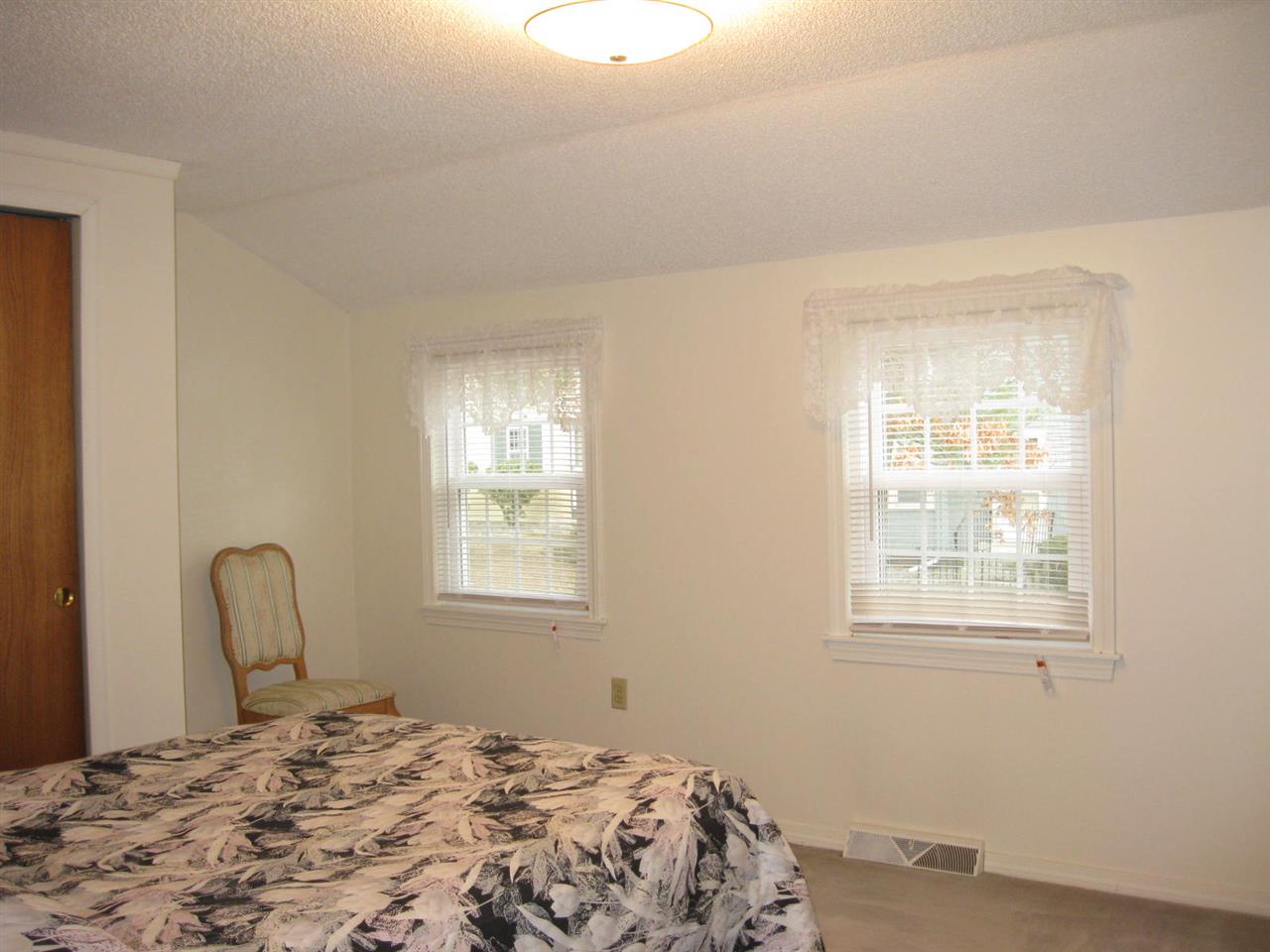 120 Cannongate III Road Nashua, NH 03063 - Photo 28 of 37 Gallery Image 28