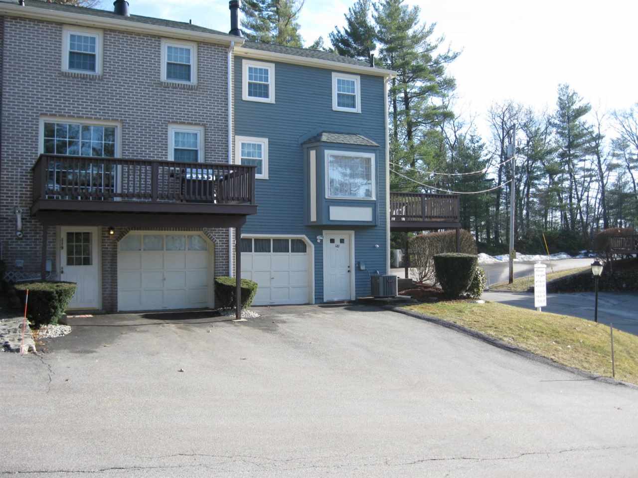 120 Cannongate III Road Nashua, NH 03063 - Photo 4 of 37 Gallery Image 4