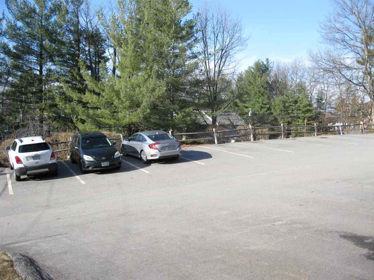 120 Cannongate III Road Nashua, NH 03063 - Photo 6 of 37 Gallery Image 6