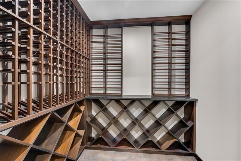 560 Lost River Bend Milton, GA 30004 - Photo 40 of 62 a close up of a sink