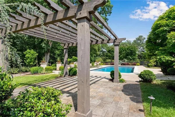 $7,250,000 | 560 Lost River Bend, Milton, GA 30004