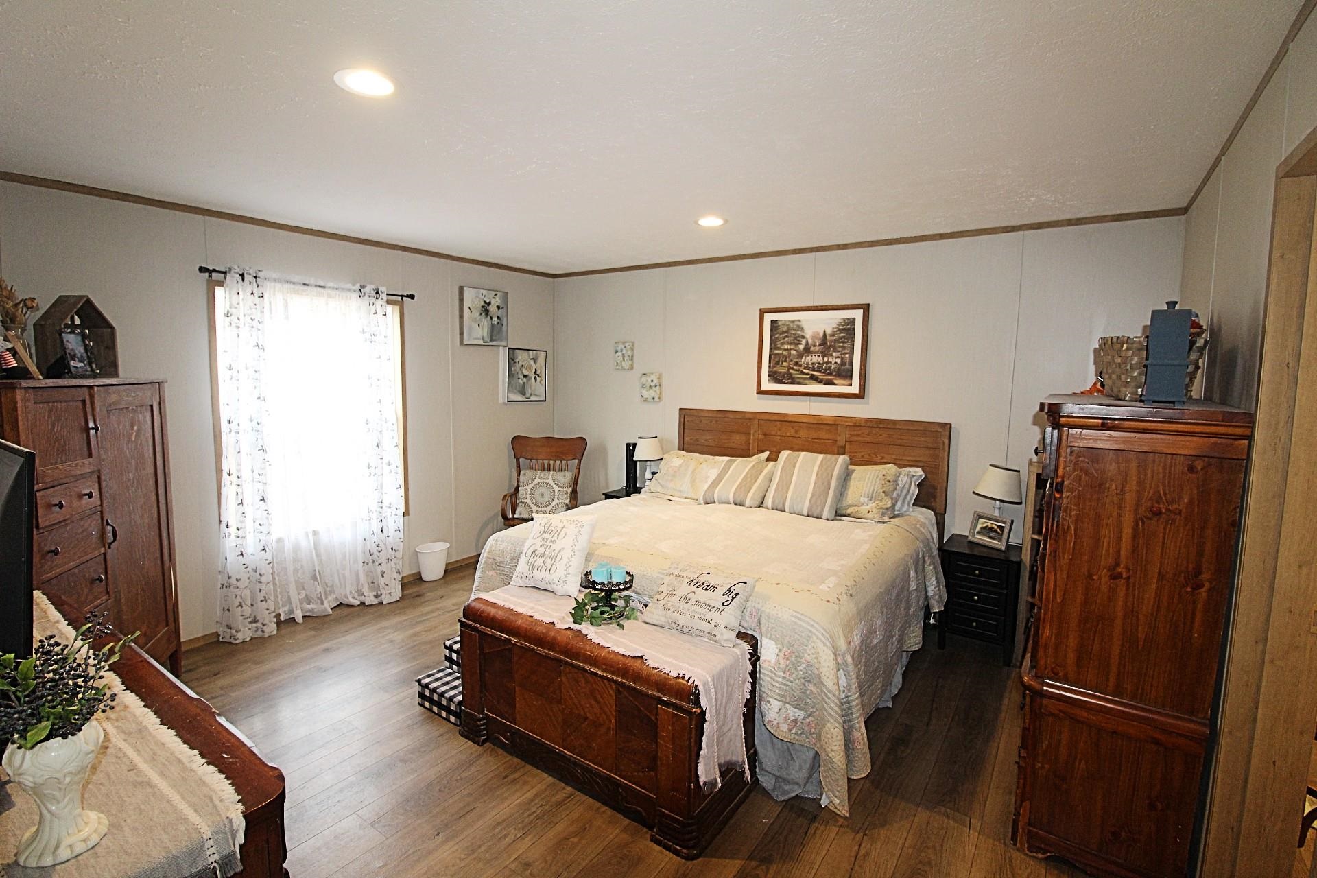 8350 East Tygart Road Greenup, KY 41144 - Photo 8 of 16