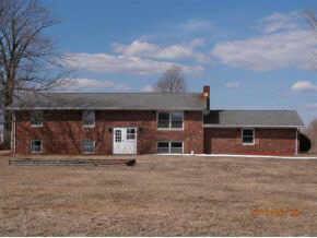 2384 West 600 South Rochester, IN 46975 - Photo 1 of 8 Gallery Image 1