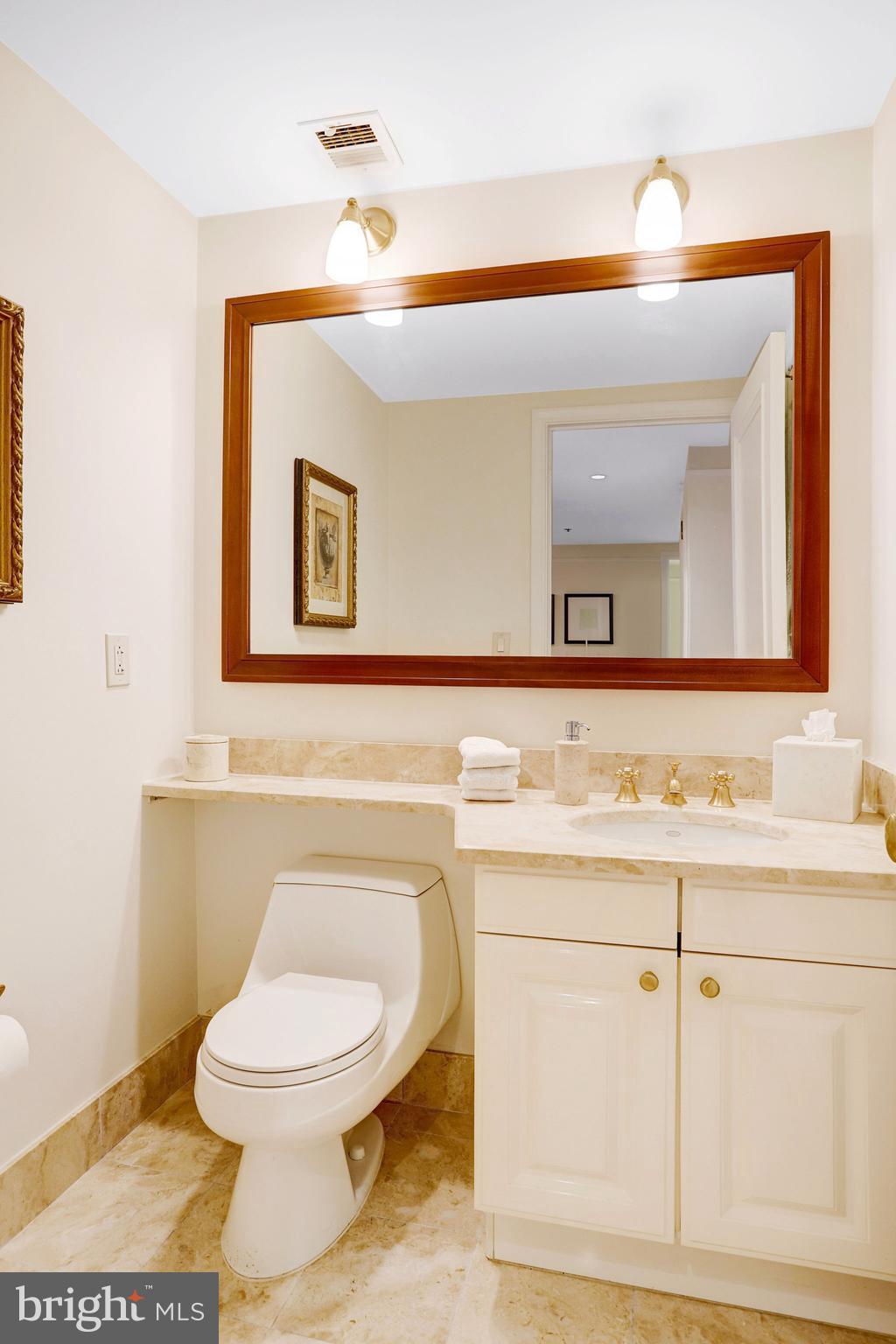 1155 23rd Street Northwest, Unit 2E Washington, DC 20037 - Photo 21 of 43