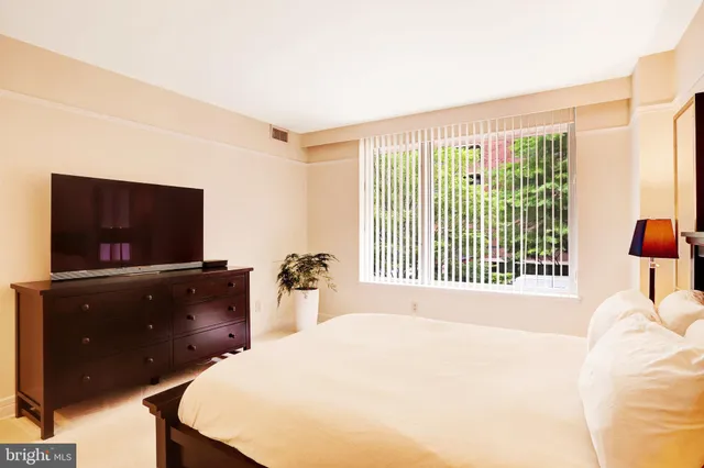 $1,450,000 | 1155 23rd Street Northwest, Unit 2E, Washington, DC 20037