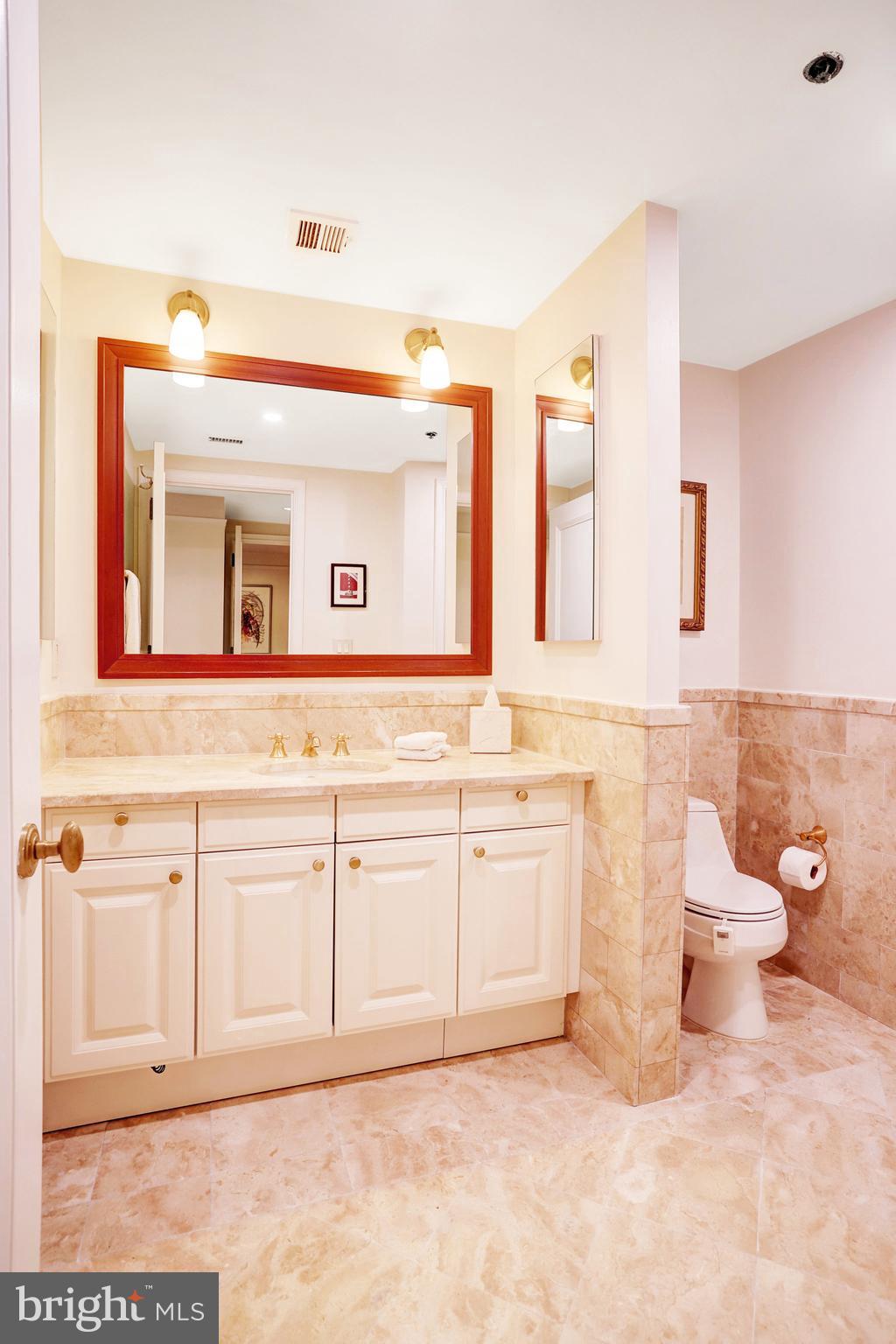 1155 23rd Street Northwest, Unit 2E Washington, DC 20037 - Photo 41 of 43