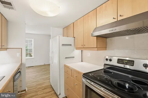 $2,250 | 9101 Bronze Bell Circle, Columbia, MD 21045