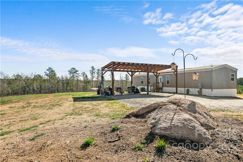 702 Clyburn Road Kershaw, SC 29067 - Photo 6 of 36 Gallery Image 6