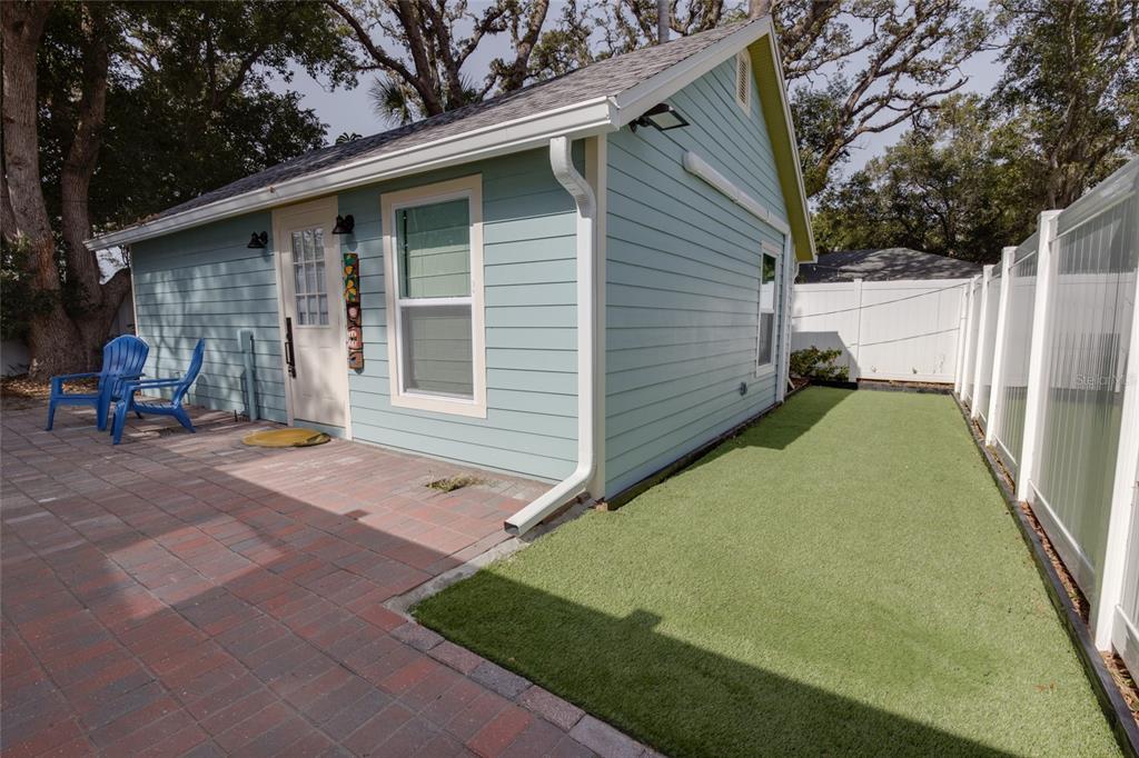448 Locklie Street Dunedin, FL 34698 - Photo 34 of 51 a view of a small house with backyard