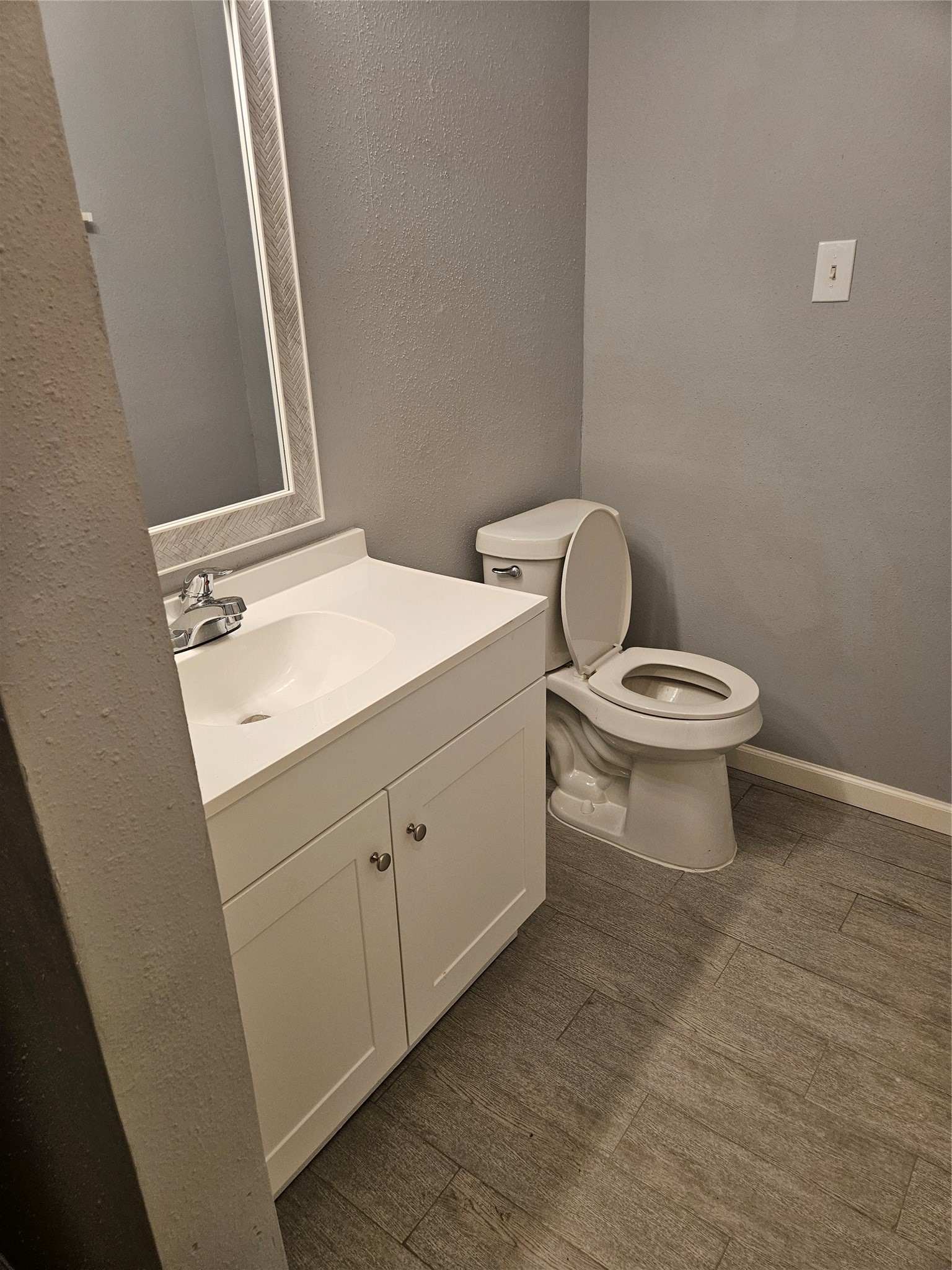 23822 Firegate Drive Spring, TX 77373 - Photo 19 of 21 Guest bathroom