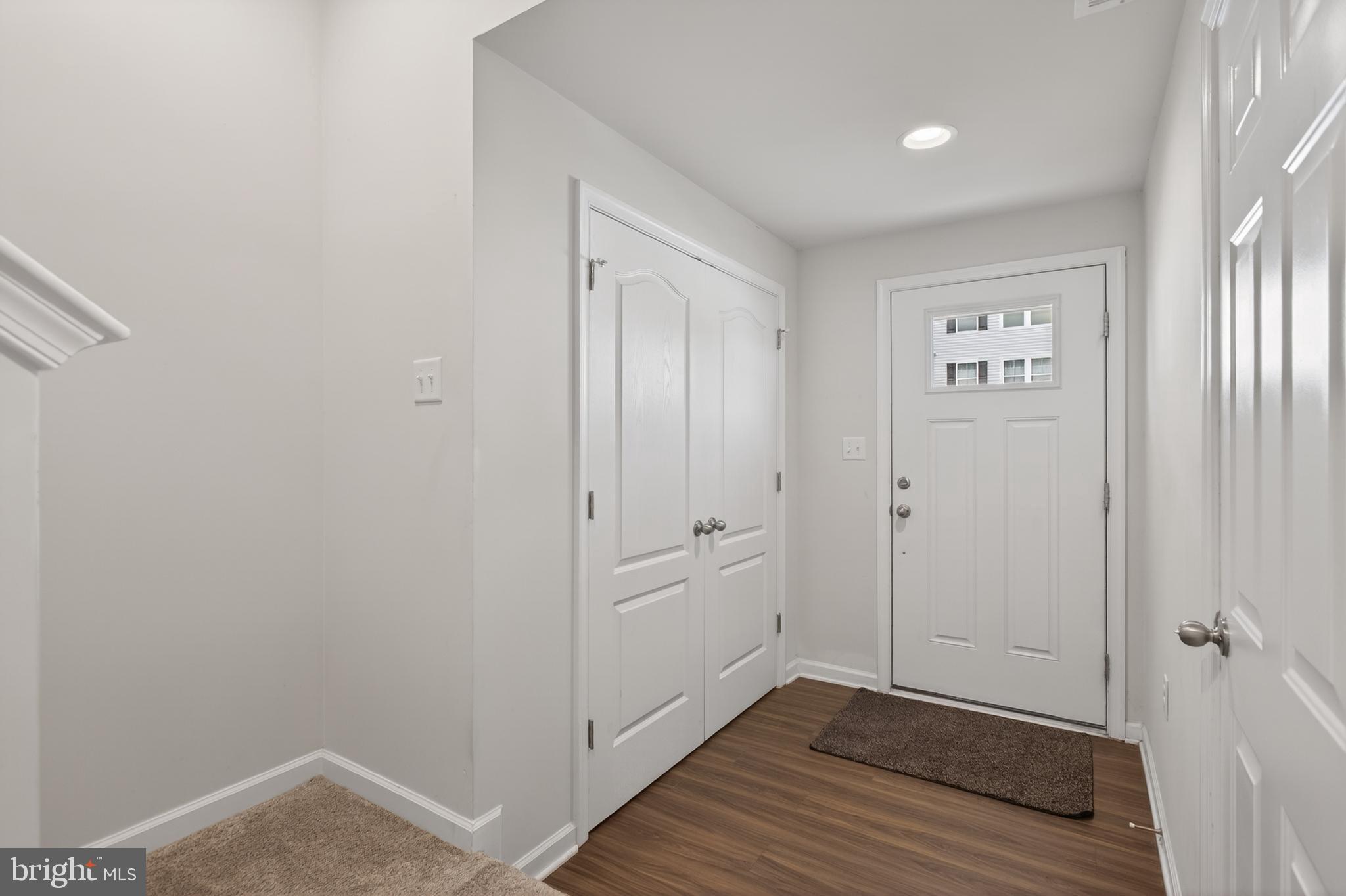 80 Capshaw Road Martinsburg, WV 25403 - Photo 4 of 33 Foyer