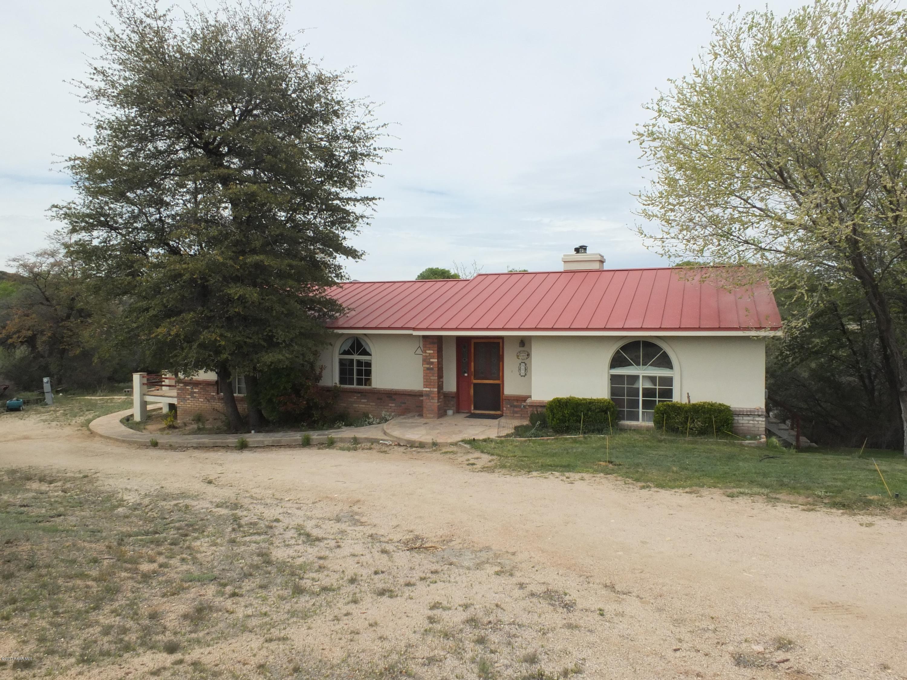 800 Grisby Road Skull Valley, AZ 86338 - Photo 1 of 10 Front