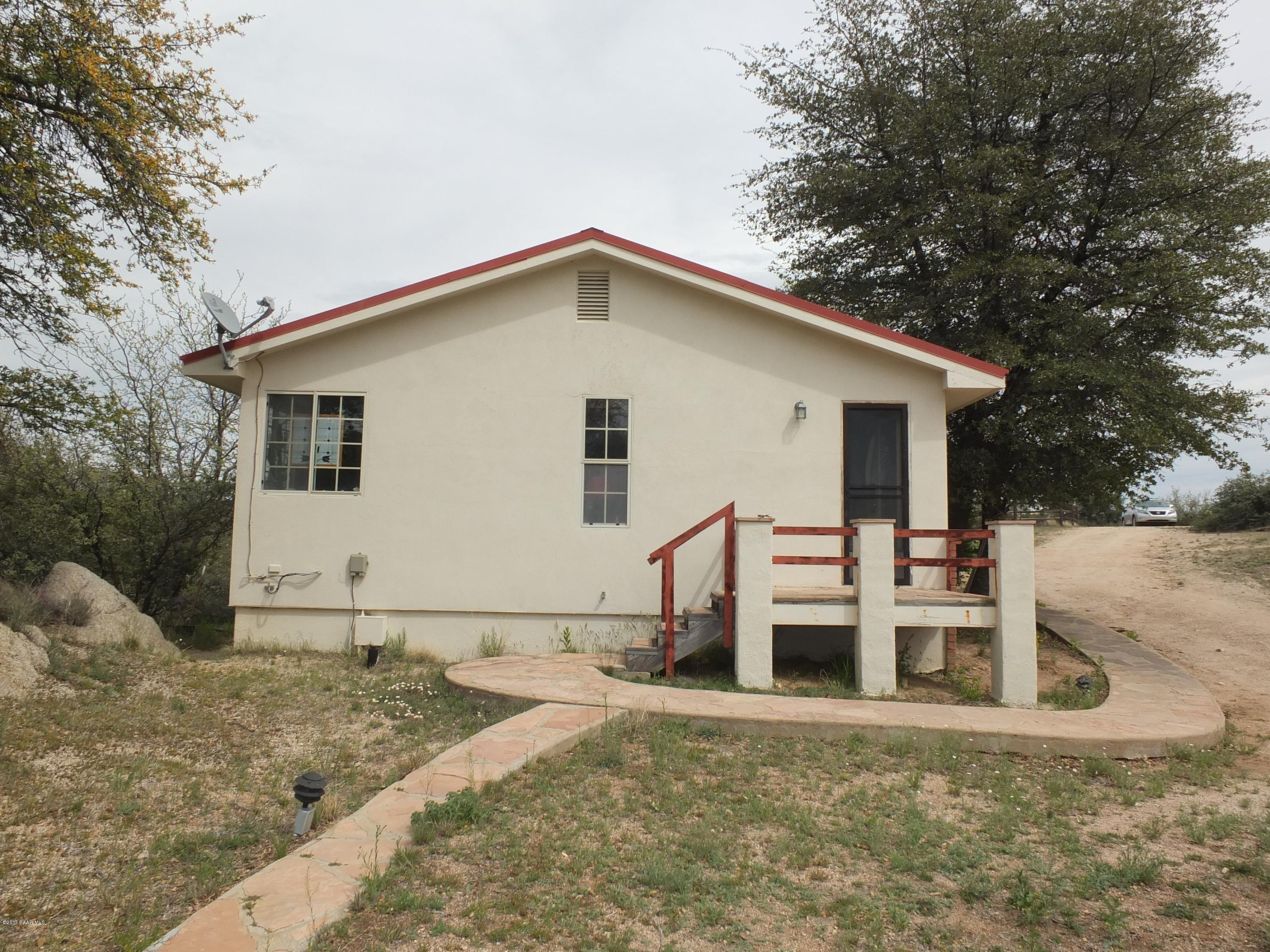 800 Grisby Road Skull Valley, AZ 86338 - Photo 2 of 10 DSCF7007