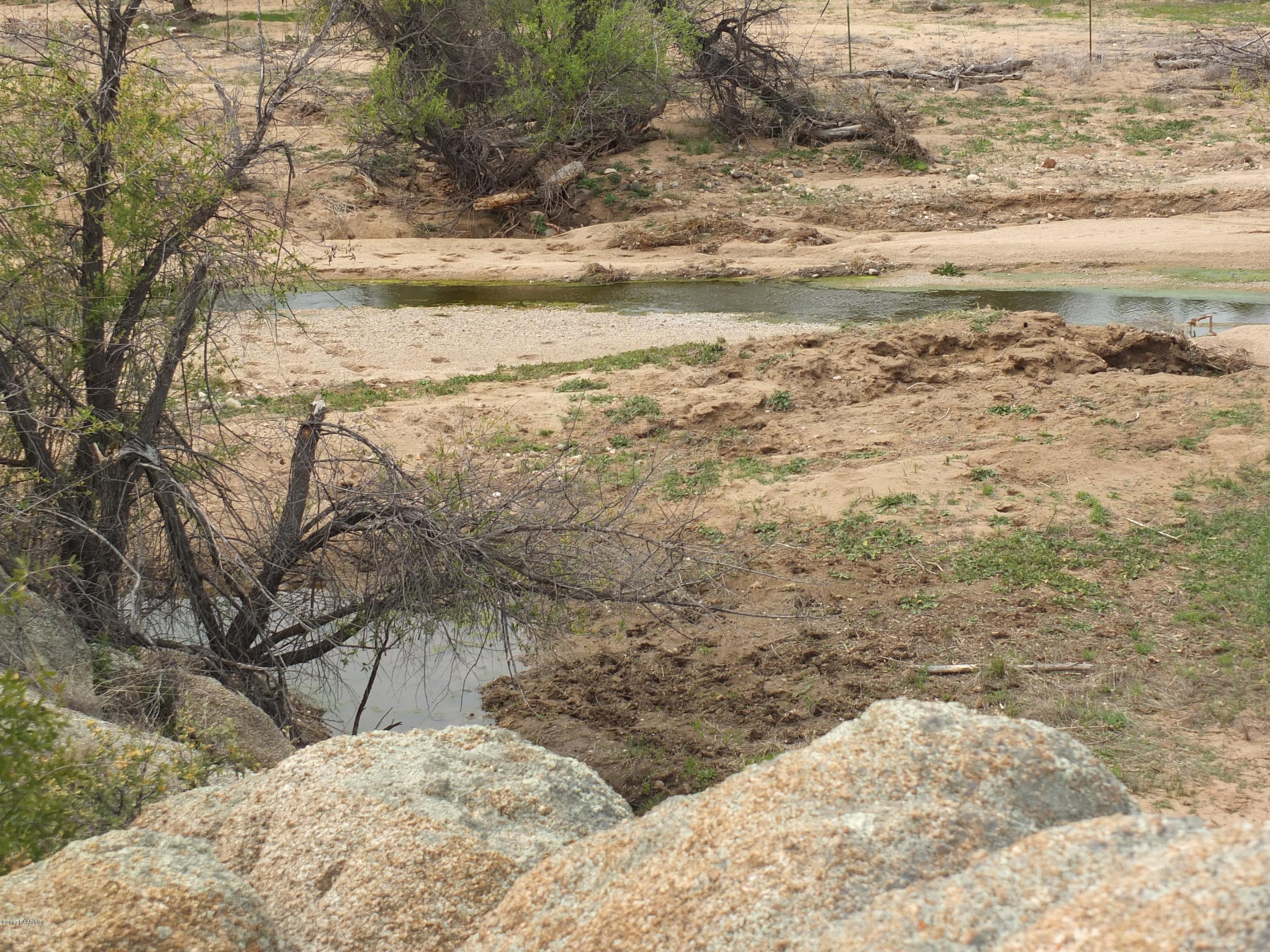 800 Grisby Road Skull Valley, AZ 86338 - Photo 4 of 10 DSCF7014